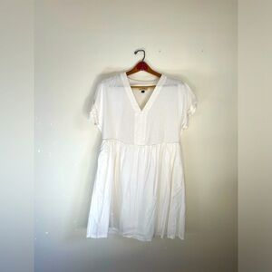 Universal Threads white linen midi dress with pockets